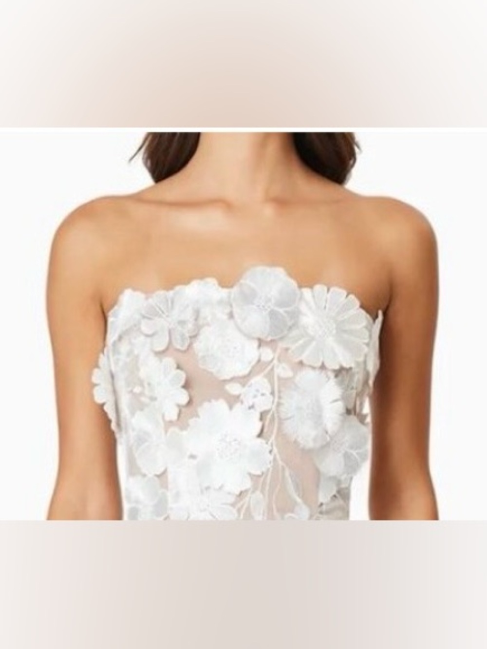 BNWT ELLIAT revolve 3D flowers appliqué mini tiered dress - Picture 3 of 15